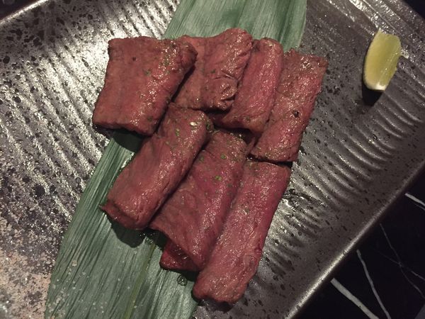 鐵窩 Tamariba：[國父紀念館站]隨便點都好吃的日式精緻居酒屋-鐵窩Tamariba