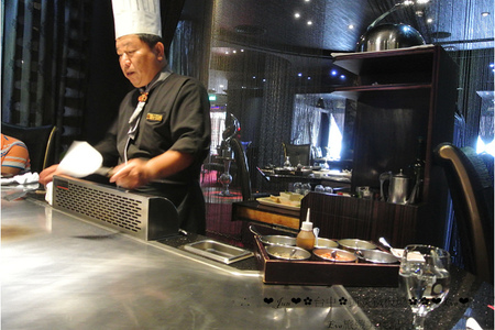 凱焱鐵板燒:【食記】oO。o○台中 南屯區 凱焱鐵板燒 法國菜 海鮮 牛排 午餐 晚餐 咖啡 飲品 新式的鐵板燒新吃法,大家一定沒有嚐試過~快來,不然落伍啦~。oO。o○。