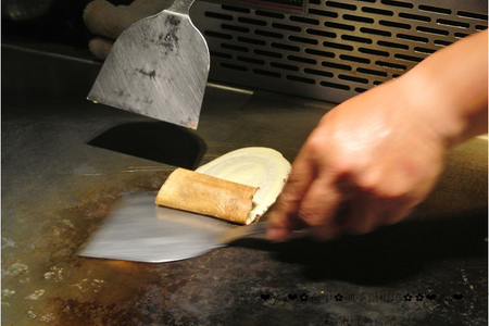 凱焱鐵板燒:【食記】oO。o○台中 南屯區 凱焱鐵板燒 法國菜 海鮮 牛排 午餐 晚餐 咖啡 飲品 新式的鐵板燒新吃法,大家一定沒有嚐試過~快來,不然落伍啦~。oO。o○。