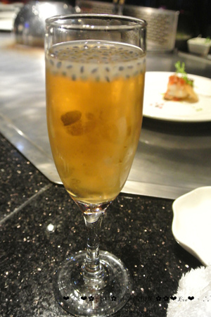 凱焱鐵板燒:【食記】oO。o○台中 南屯區 凱焱鐵板燒 法國菜 海鮮 牛排 午餐 晚餐 咖啡 飲品 新式的鐵板燒新吃法,大家一定沒有嚐試過~快來,不然落伍啦~。oO。o○。