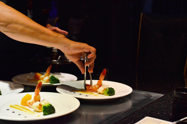 凱焱鐵板燒：『台中||南屯』結合法式元素奢華鐵板料理-凱焱鐵板燒 “愛評體驗團”