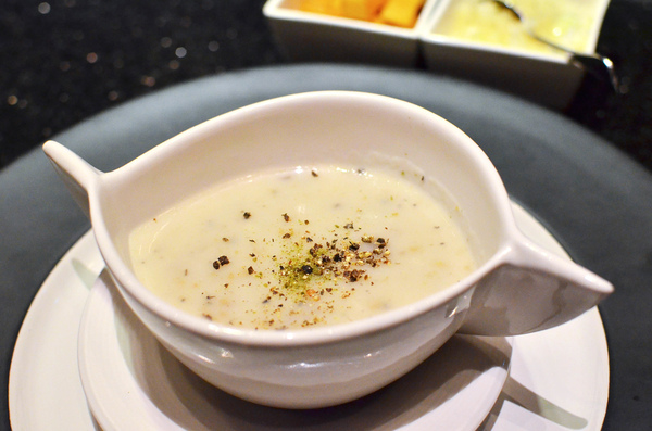 凱焱鐵板燒：『台中||南屯』結合法式元素奢華鐵板料理-凱焱鐵板燒 “愛評體驗團”