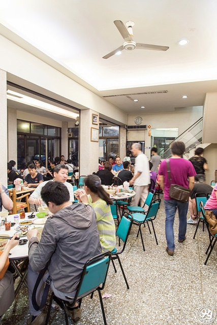 14057129917_5559410304_z