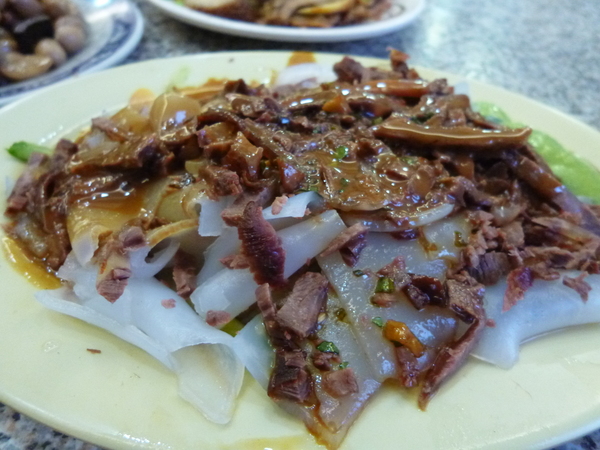 清真恩德元餃子館:【台中】份量驚人的美味羊肉大餐-清真恩德元餃子館