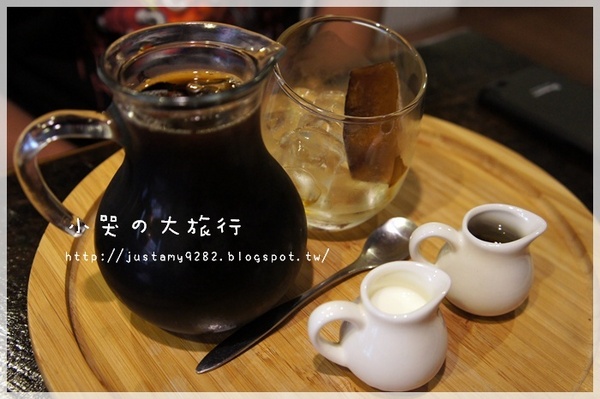 Rainbow PaPa：[桃園。中壢] 不管在怎麼遙遠都要一睹小小兵&翹鼻子小熊拉花の風采❤