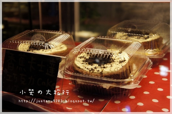 Rainbow PaPa：[桃園。中壢] 不管在怎麼遙遠都要一睹小小兵&翹鼻子小熊拉花の風采❤