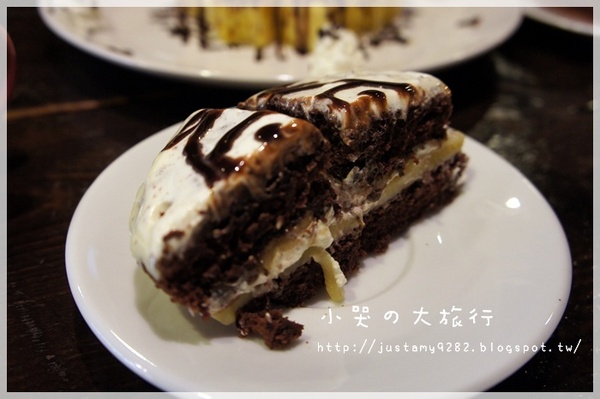 Rainbow PaPa：[桃園。中壢] 不管在怎麼遙遠都要一睹小小兵&翹鼻子小熊拉花の風采❤