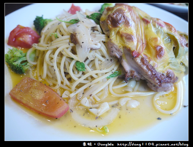 【中壢食記】幸福新村。Rainbow PaPa。免費無線wifi