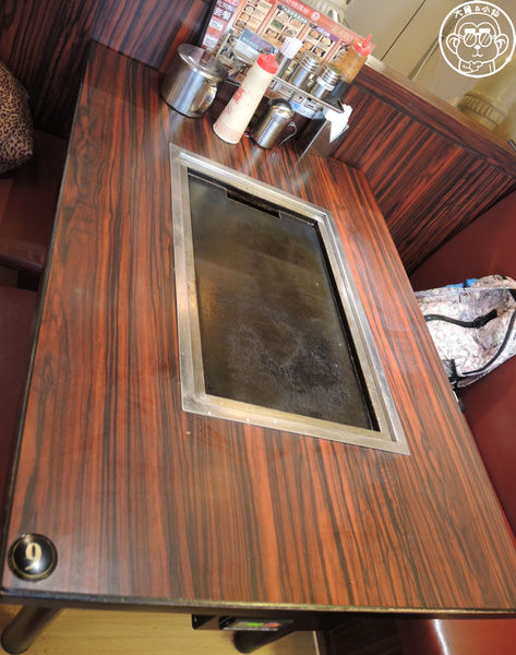 DOHTON BORI 道頓堀御好燒：期間限定【104.11/27-105.1/17･道頓堀御好燒】季節限定蛋黃哥鐵板料理