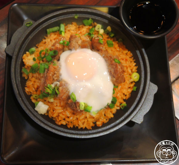 DOHTON BORI 道頓堀御好燒：期間限定【104.11/27-105.1/17･道頓堀御好燒】季節限定蛋黃哥鐵板料理