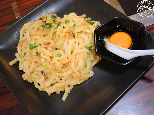 DOHTON BORI 道頓堀御好燒：期間限定【104.11/27-105.1/17･道頓堀御好燒】季節限定蛋黃哥鐵板料理