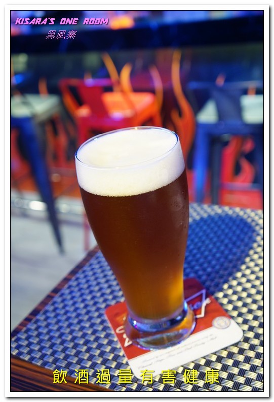 黑風寨主題餐廳:東區餐酒館.重新令人體會搖滾不死的音樂主題餐廳──黑風寨