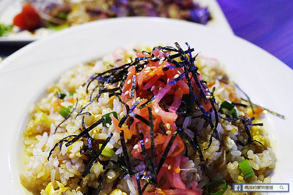 黑風寨主題餐廳：◆台北東區。捷運忠孝敦化【黑風寨搖滾酒食文化】為搖滾而生。東區餐酒館。市民大道餐酒館。東區美食