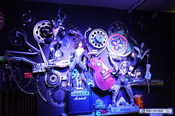 黑風寨主題餐廳：◆台北東區。捷運忠孝敦化【黑風寨搖滾酒食文化】為搖滾而生。東區餐酒館。市民大道餐酒館。東區美食