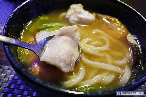 黑風寨主題餐廳：◆台北東區。捷運忠孝敦化【黑風寨搖滾酒食文化】為搖滾而生。東區餐酒館。市民大道餐酒館。東區美食