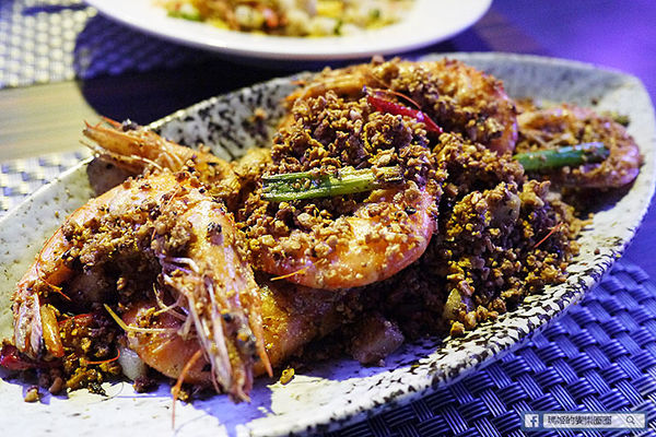 黑風寨主題餐廳：◆台北東區。捷運忠孝敦化【黑風寨搖滾酒食文化】為搖滾而生。東區餐酒館。市民大道餐酒館。東區美食