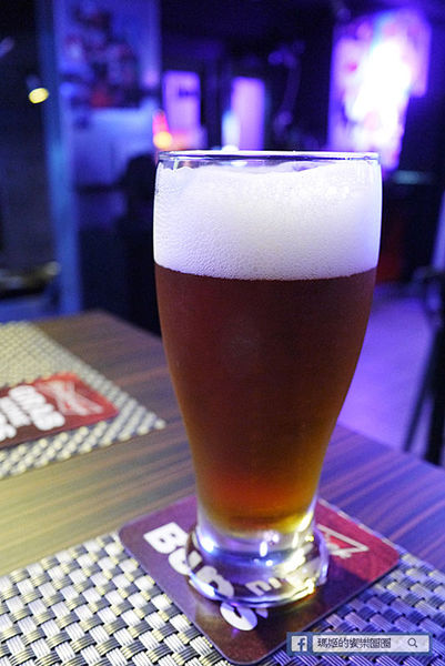 黑風寨主題餐廳：◆台北東區。捷運忠孝敦化【黑風寨搖滾酒食文化】為搖滾而生。東區餐酒館。市民大道餐酒館。東區美食