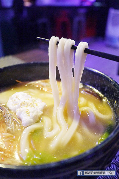 黑風寨主題餐廳：◆台北東區。捷運忠孝敦化【黑風寨搖滾酒食文化】為搖滾而生。東區餐酒館。市民大道餐酒館。東區美食