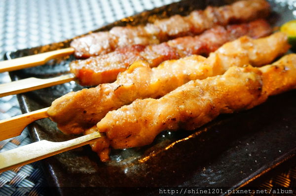 東區酒吧餐廳 黑風寨 忠孝敦化站明星開的店 台客電力公司酒吧 東區餐酒館