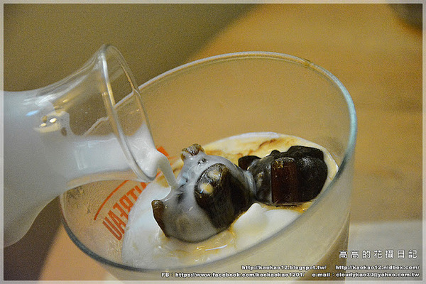 llum 10°cafe 光咖啡10號店:【高雄】前金區。llum 10°cafe' 光.咖啡10號店《溺水豬冰咖啡》