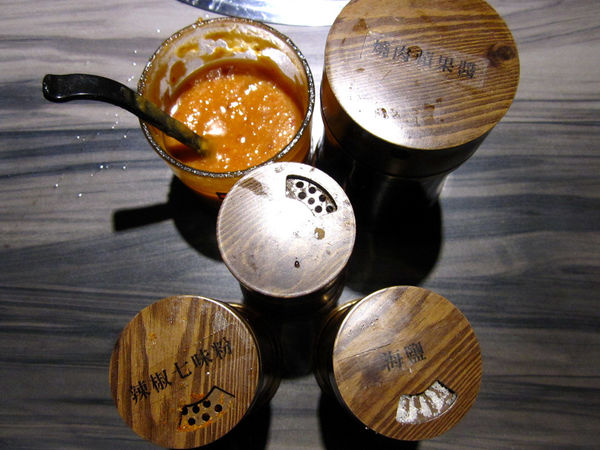 好客音樂燒烤(市府店)：【台北市】澎湖季生蠔海鮮&燒肉吃到飽-好客音樂燒烤市府店