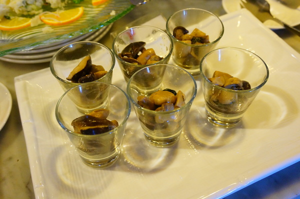 小紅蕃薯Yammy Cafe:【台北.南京東路站】小紅蕃薯 Yammy Cafe-『壽星首選!氣氛佳』