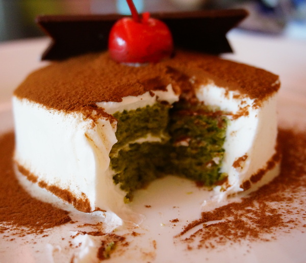 小紅蕃薯Yammy Cafe:【台北.南京東路站】小紅蕃薯 Yammy Cafe-『壽星首選!氣氛佳』