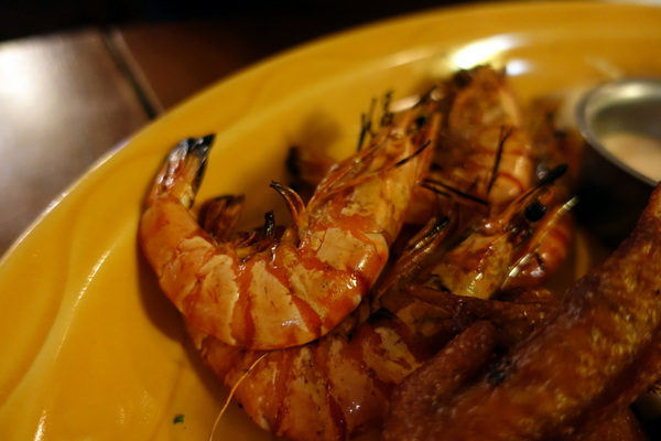 PS TAPAS 西班牙餐酒館:(胖樺食記)台北美食推薦” PS Tapas 西班牙餐酒館”/西班牙海鮮燉飯/誠品敦南/捷運國父紀念館