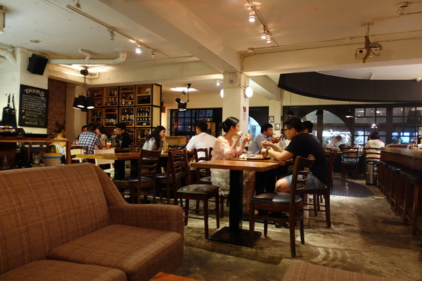 PS TAPAS 西班牙餐酒館:(胖樺食記)台北美食推薦” PS Tapas 西班牙餐酒館”/西班牙海鮮燉飯/誠品敦南/捷運國父紀念館