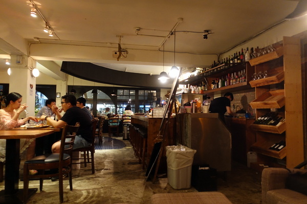 PS TAPAS 西班牙餐酒館:(胖樺食記)台北美食推薦” PS Tapas 西班牙餐酒館”/西班牙海鮮燉飯/誠品敦南/捷運國父紀念館