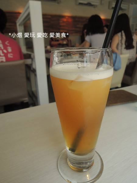 恬心朵朵Lily White Cafe：恬心朵朵Lily White Cafe(員林店)---鮮嫩彈牙的中卷與鮮甜海鮮搭配彈Q麵條的完美組合!!!