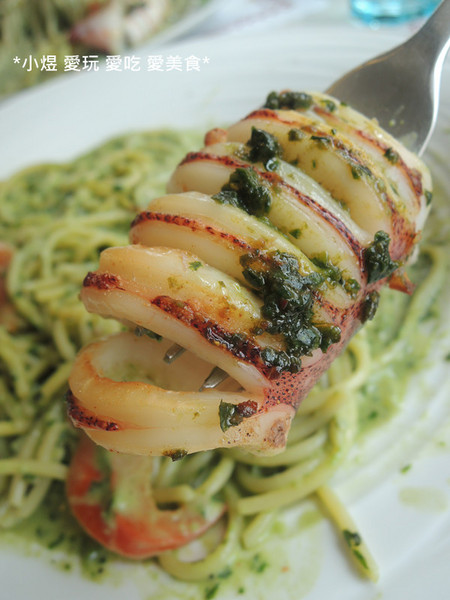 恬心朵朵Lily White Cafe：恬心朵朵Lily White Cafe(員林店)---鮮嫩彈牙的中卷與鮮甜海鮮搭配彈Q麵條的完美組合!!!