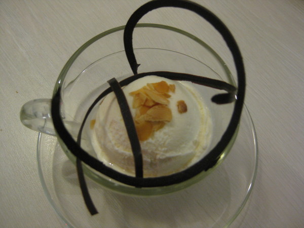 恬心朵朵Lily White Cafe:彰化 員林>> 恬心朵朵餐廳 甜心朵朵