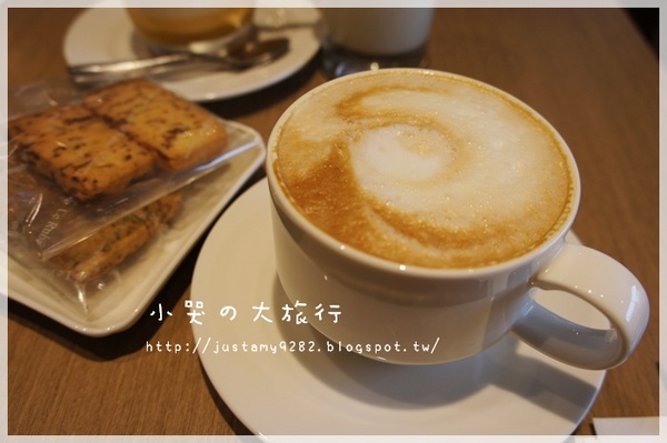 Le Ruban patisserie法朋烘培甜點坊：[台北市] ★Le Ruban patisserie法朋烘培甜點坊★華麗的蛋糕，讓人每種都想嘗試看看~ >0<