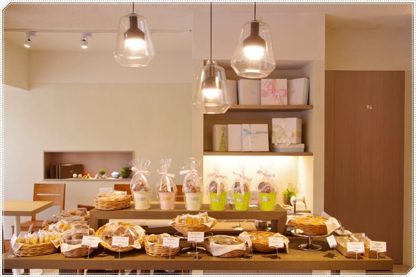 528903_318492764938296_163887920_n