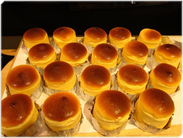 486602_351179985002907_215383020_n