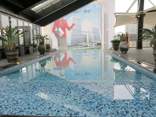 Stream Restaurant & Lounge：台北 捷運101站 Stream Restaurant & Lounge~低調奢華Lounge嚐日式創意料理