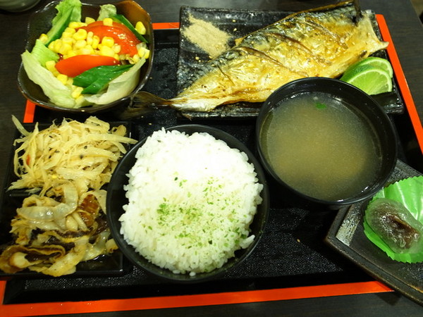 千壽司日本料理(板橋店)：＜新北｜板橋｜日本料理＞玉子燒裡面包牛丼！！！千壽司日本料理(板橋店)