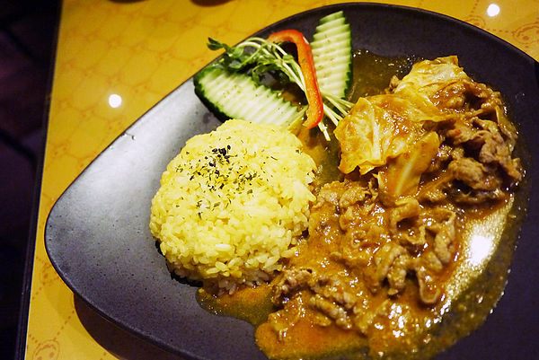 南瓜歐風咖哩(羅東店):發現宜蘭特色餐廳【南瓜歐風咖哩】+羅東夜巿閒晃+文昌路吃酢醬麵