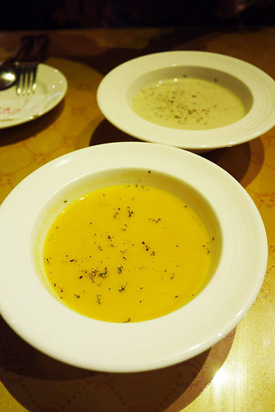 南瓜歐風咖哩(羅東店):發現宜蘭特色餐廳【南瓜歐風咖哩】+羅東夜巿閒晃+文昌路吃酢醬麵