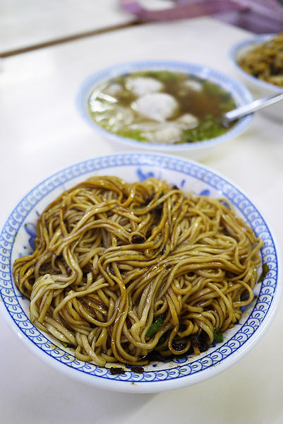 南瓜歐風咖哩(羅東店):發現宜蘭特色餐廳【南瓜歐風咖哩】+羅東夜巿閒晃+文昌路吃酢醬麵