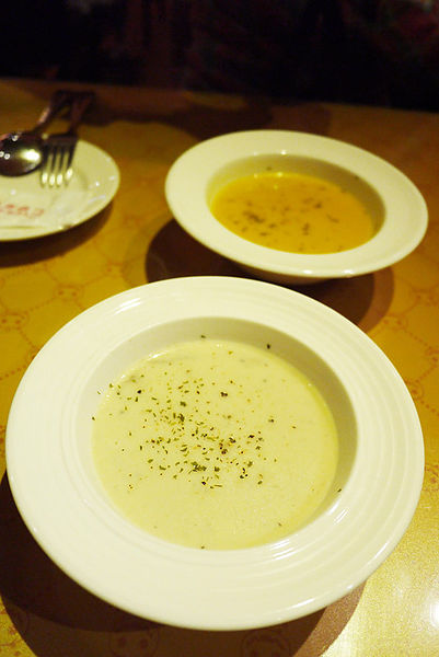 南瓜歐風咖哩(羅東店):發現宜蘭特色餐廳【南瓜歐風咖哩】+羅東夜巿閒晃+文昌路吃酢醬麵