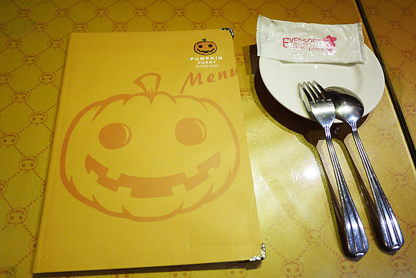 南瓜歐風咖哩(羅東店):發現宜蘭特色餐廳【南瓜歐風咖哩】+羅東夜巿閒晃+文昌路吃酢醬麵