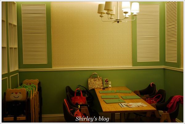 MÖVENPICK café 莫凡彼咖啡館：莫凡彼咖啡館‧台北臺大店