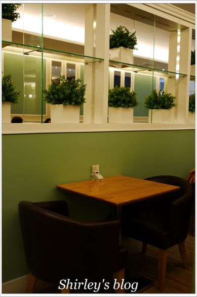 MÖVENPICK café 莫凡彼咖啡館：莫凡彼咖啡館‧台北臺大店