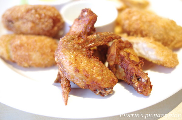 莫凡彼歐風餐廳(台北慶城店):台北松山區美食~MÖVENPICK 莫凡彼歐風餐廳(慶城店)~好吃的牛肉焗飯跟辣烤雞翅