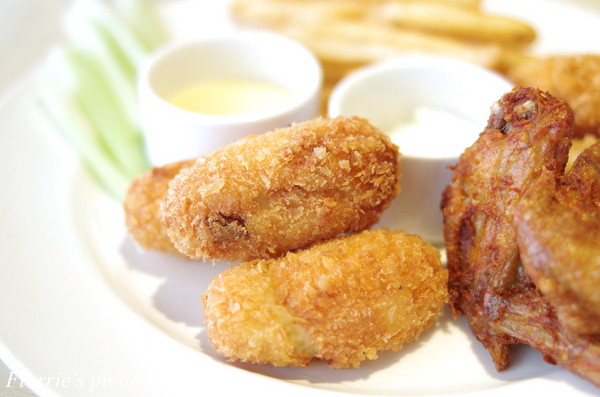 莫凡彼歐風餐廳(台北慶城店):台北松山區美食~MÖVENPICK 莫凡彼歐風餐廳(慶城店)~好吃的牛肉焗飯跟辣烤雞翅