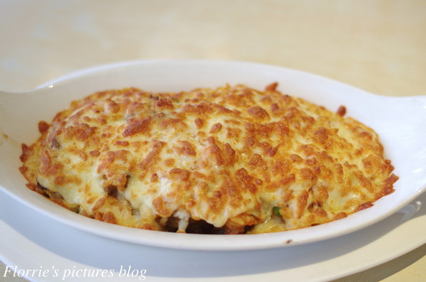 莫凡彼歐風餐廳(台北慶城店):台北松山區美食~MÖVENPICK 莫凡彼歐風餐廳(慶城店)~好吃的牛肉焗飯跟辣烤雞翅