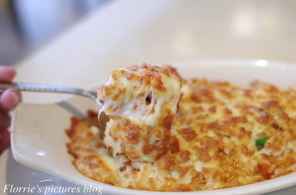 莫凡彼歐風餐廳(台北慶城店):台北松山區美食~MÖVENPICK 莫凡彼歐風餐廳(慶城店)~好吃的牛肉焗飯跟辣烤雞翅