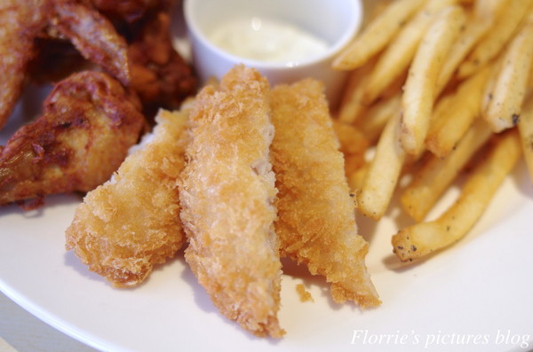 莫凡彼歐風餐廳(台北慶城店):台北松山區美食~MÖVENPICK 莫凡彼歐風餐廳(慶城店)~好吃的牛肉焗飯跟辣烤雞翅